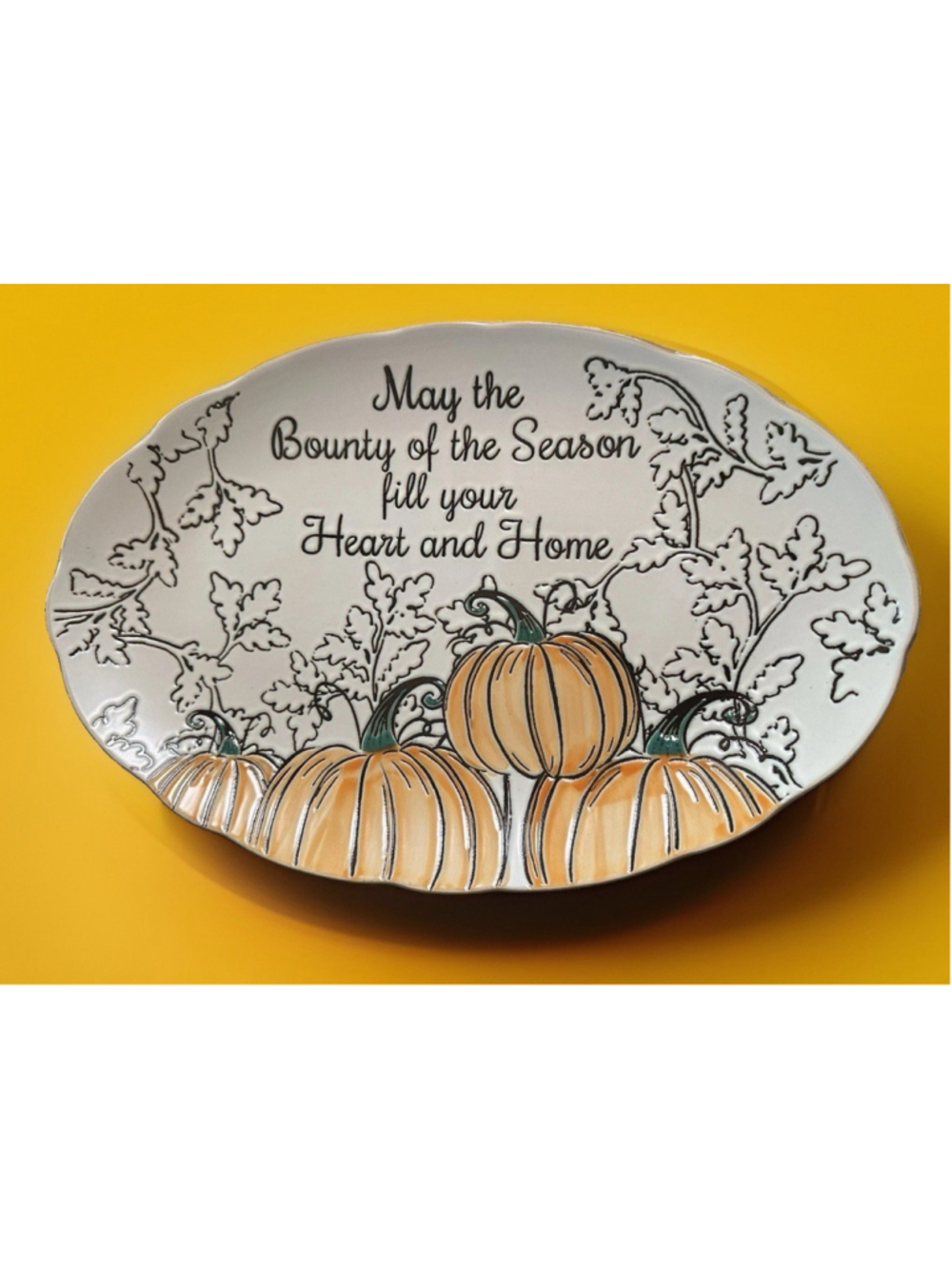 2017 Embossed Spectrum Designz Pumpkin Platter Thanksgiving Harvest Scallop 14”